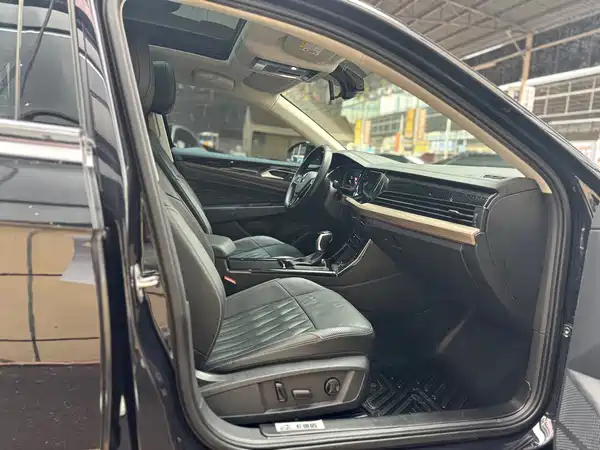 Volkswagen Passat 2021