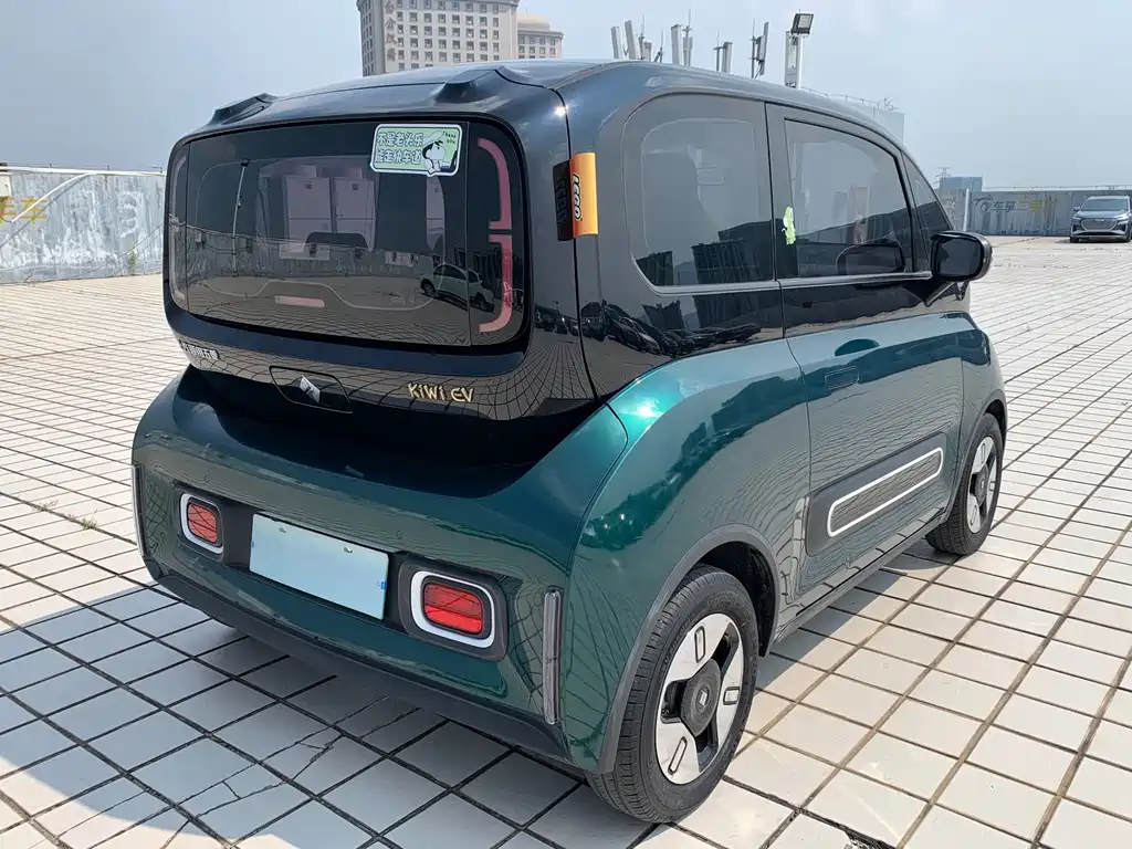 Baojun Kiwi EV 2022 — фото 6
