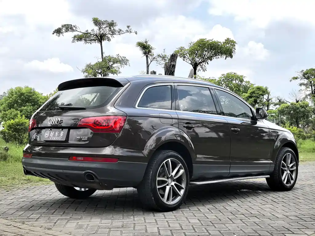 Audi Q7 2015 — фото 5