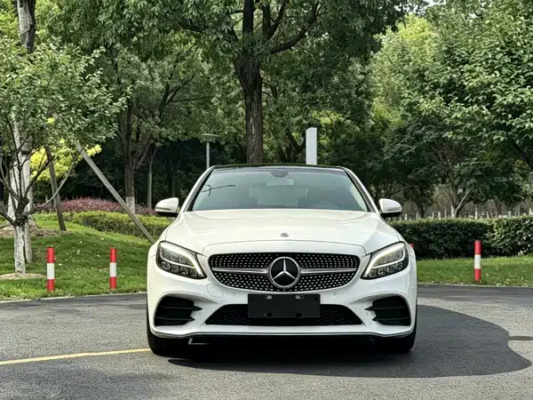 Mercedes-Benz C-Class 2019