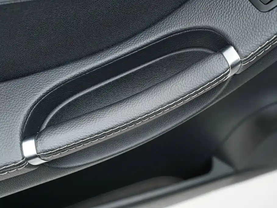 Mercedes-Benz R-Class 2015 — фото 29