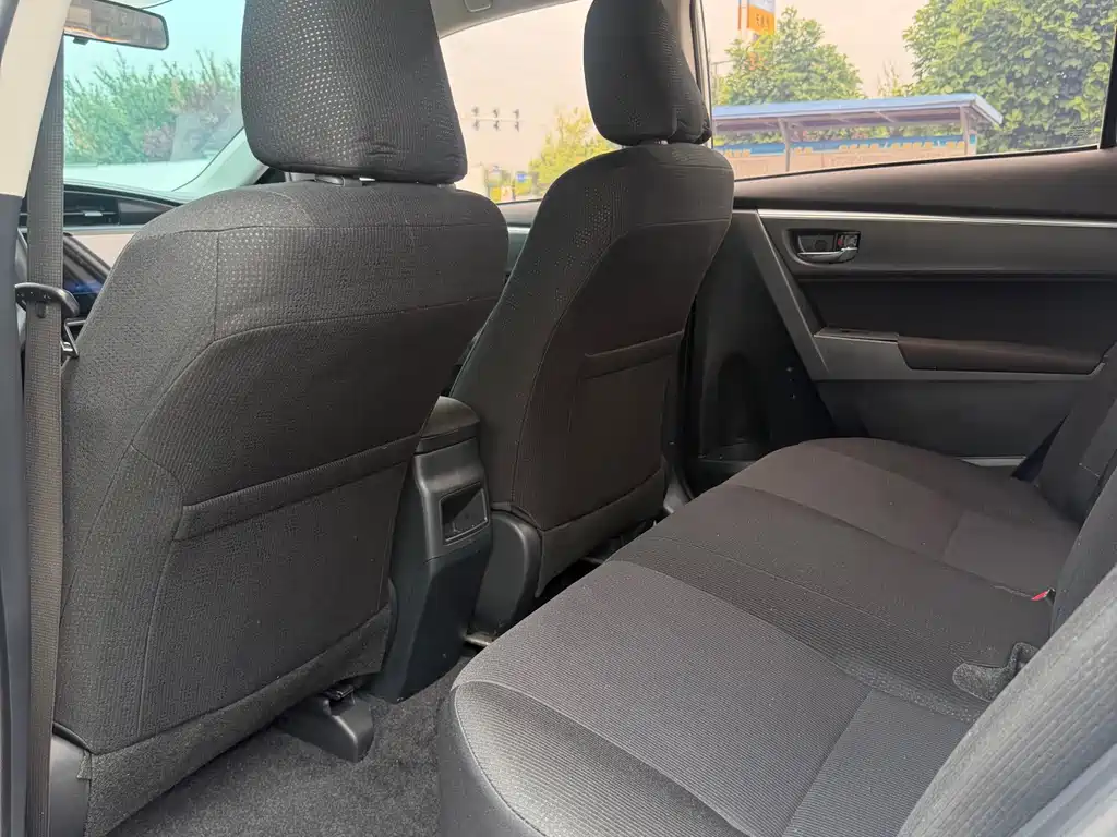 Toyota Corolla 2019 — фото 11