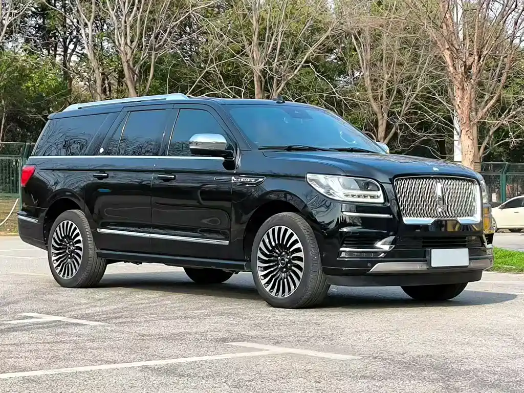 Lincoln Navigator 2021 — фото 3