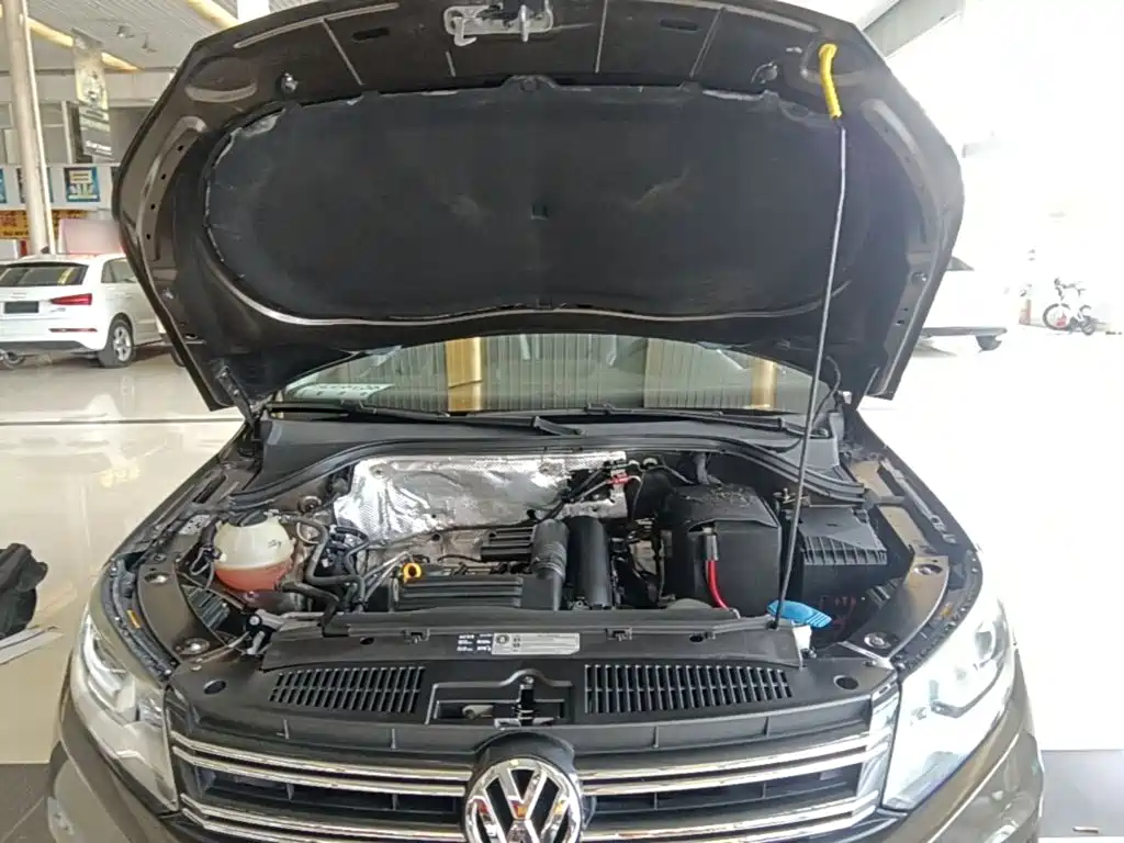 Volkswagen Tiguan 2017 — фото 20