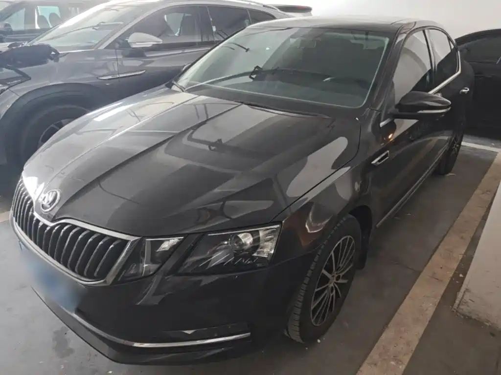 Skoda Octavia 2017 — фото 1