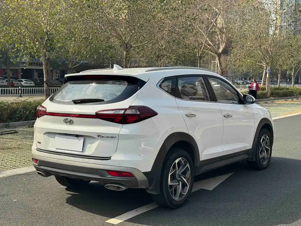 Hyundai Tucson 2020 — фото 15