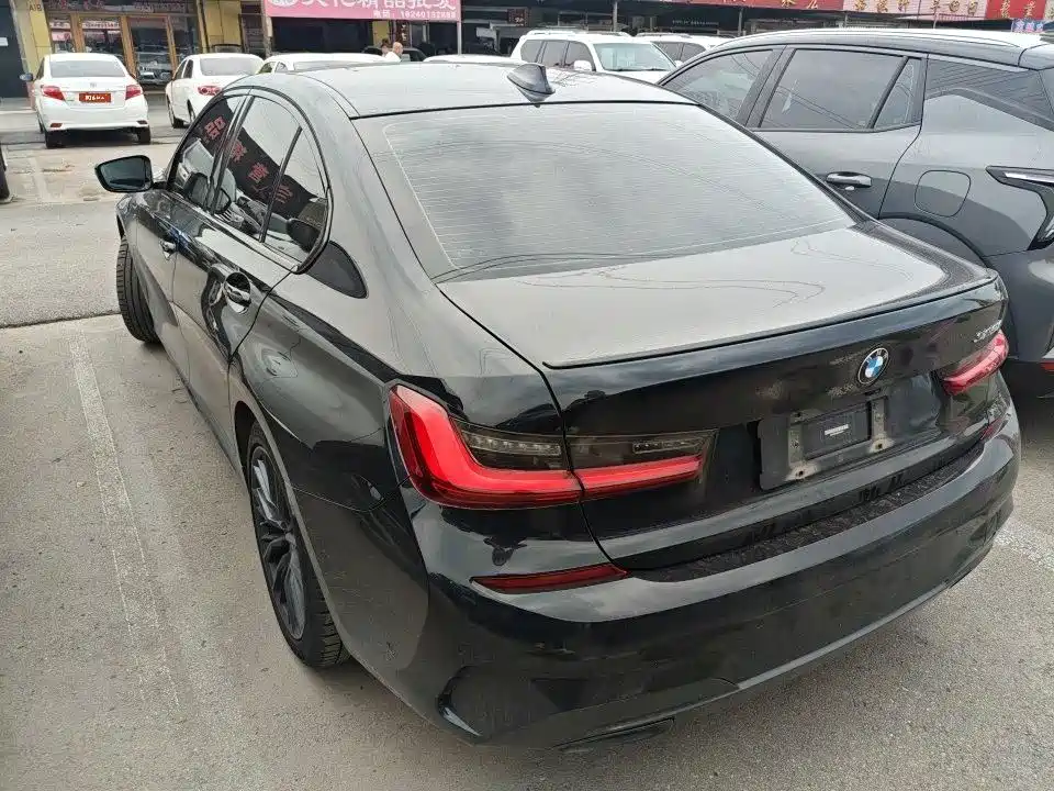 BMW 3 Series 2022