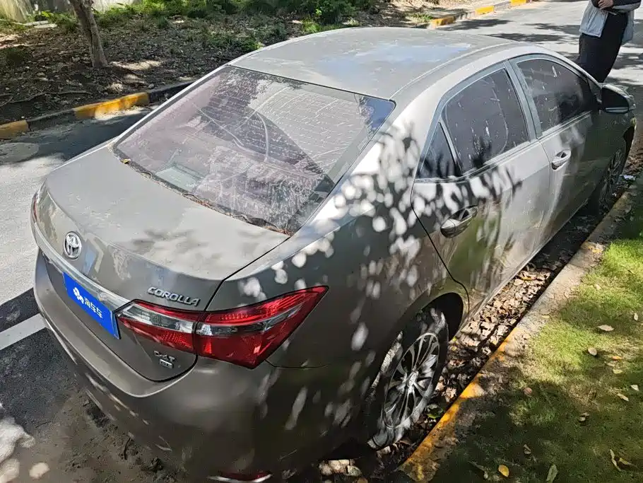 Toyota Corolla 2017 — фото 3