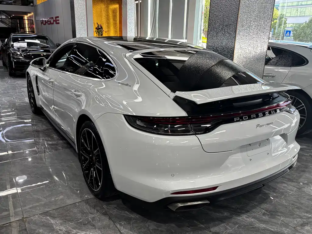 Porsche Panamera 2021 — фото 7