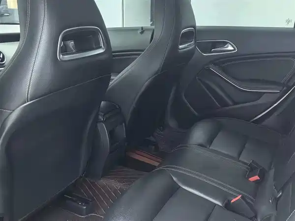 Mercedes-Benz CLA 2017