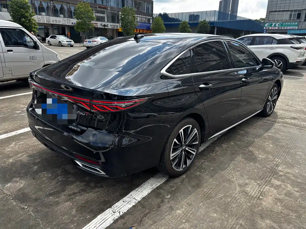 Chery Arrizo 8 PRO 2025 — фото 10