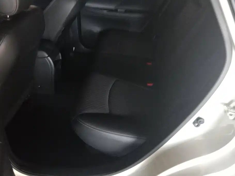 Nissan Tiida 2018 — фото 11