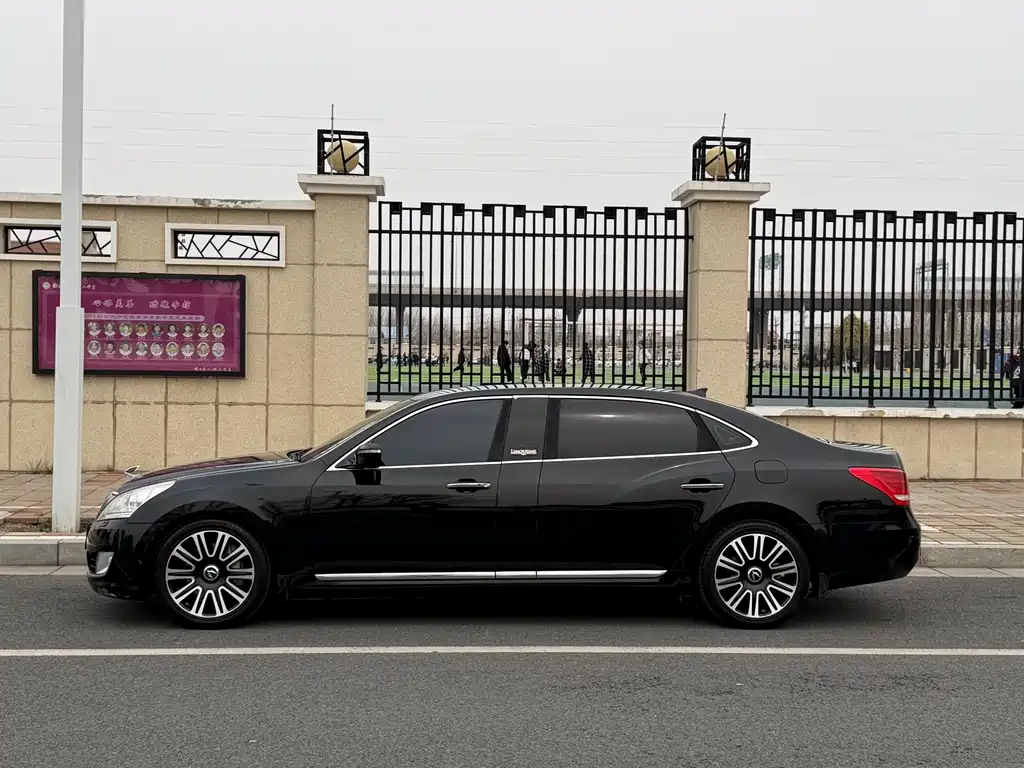 Hyundai Equus 2014 — фото 4