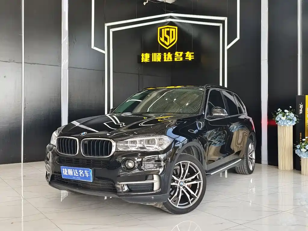 BMW X5 2015 — фото 1