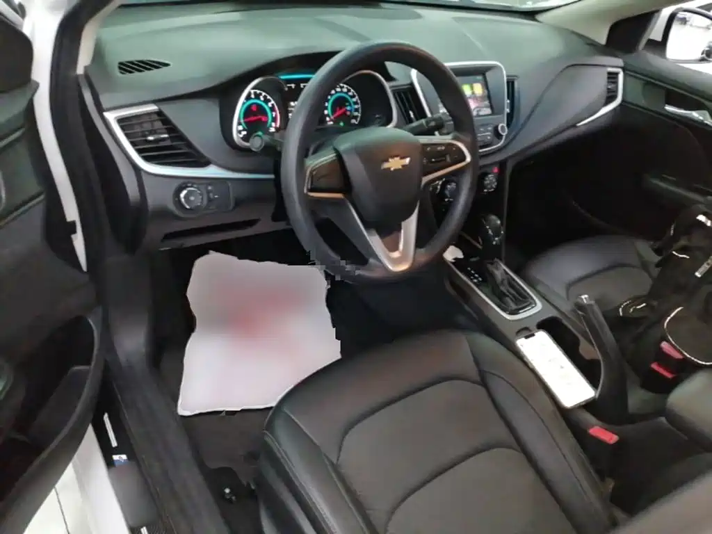 Chevrolet Cavalier 2019 — фото 10