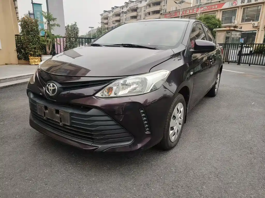 Toyota Vios 2018 — фото 1