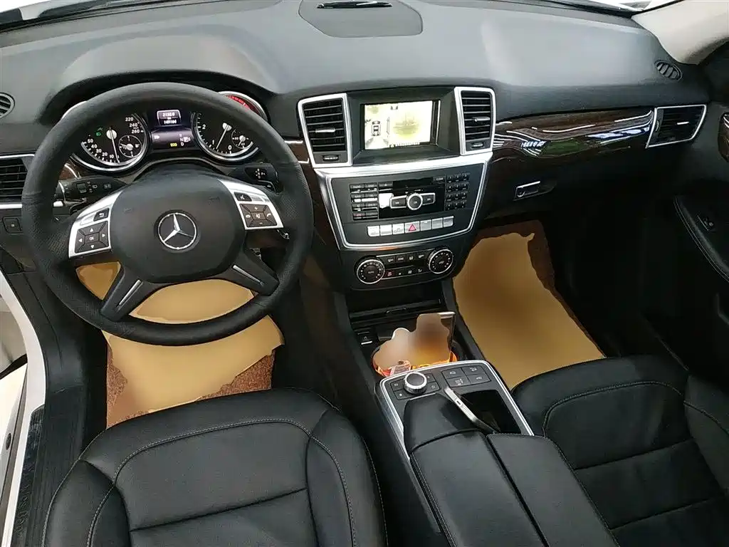 Mercedes-Benz M-Class 2015 — фото 12