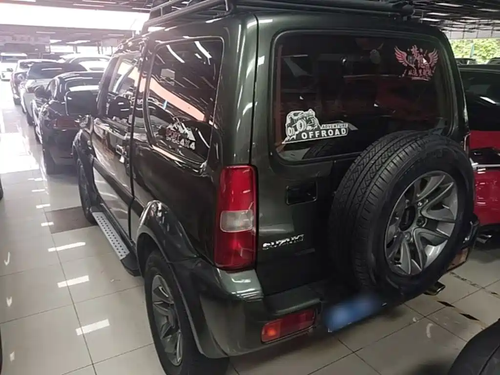 Suzuki Jimny 2018 — фото 23