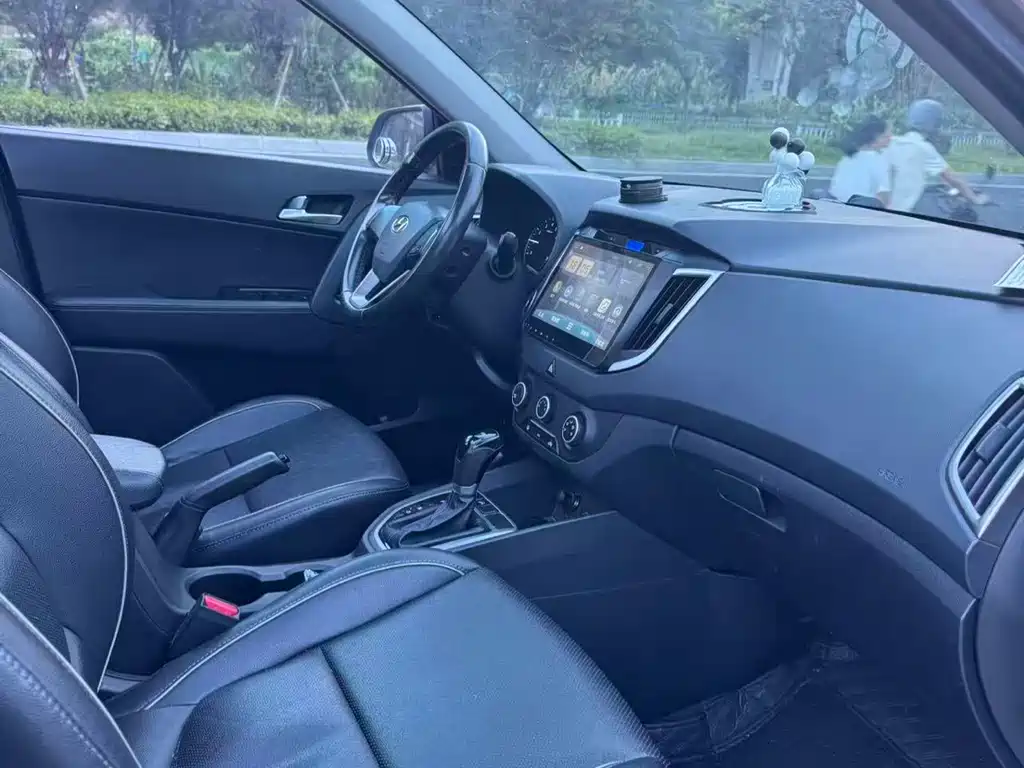 Hyundai ix25 2016
