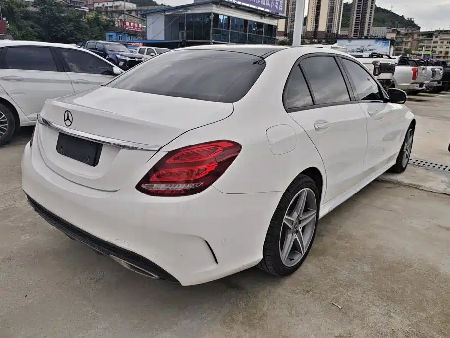 Mercedes-Benz C-Class 2018