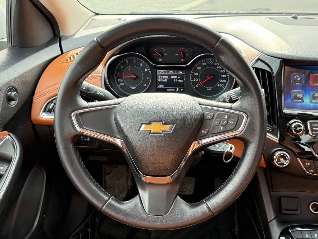 Chevrolet Cruze 2016 — фото 11