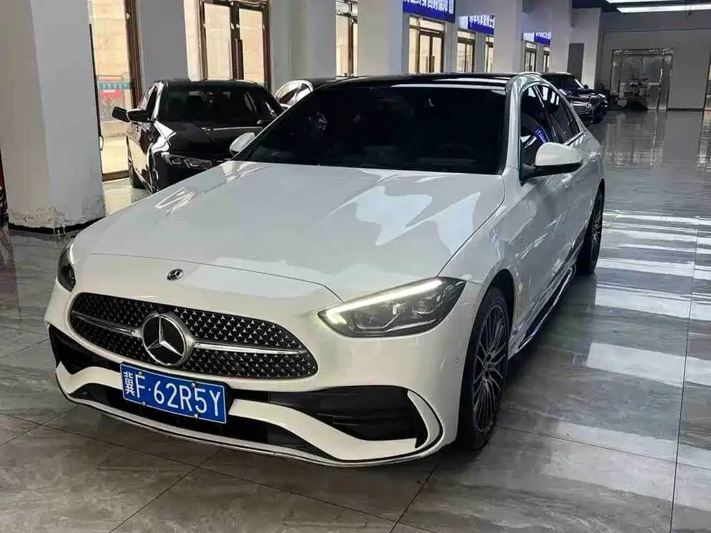 Mercedes-Benz C-Class 2022