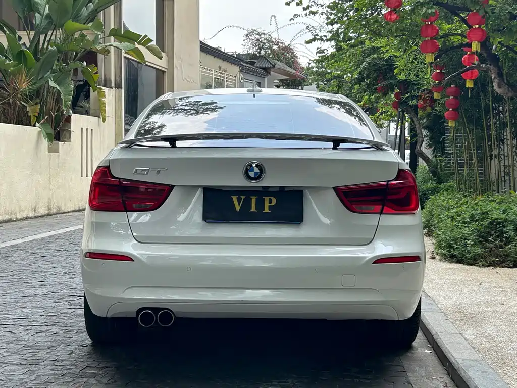 BMW 3 Series GT 2018 — фото 8