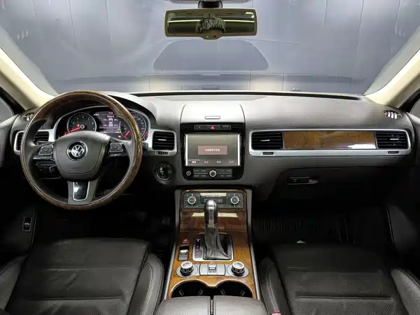 Volkswagen Touareg 2011