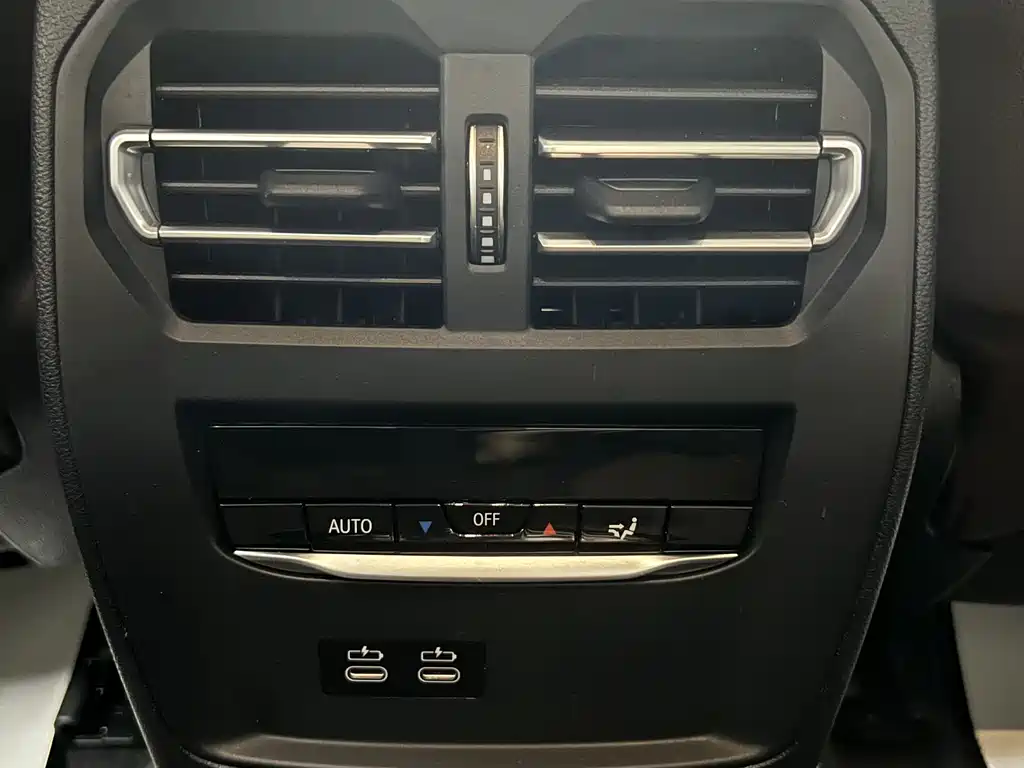 BMW 3 Series 2022 — фото 15