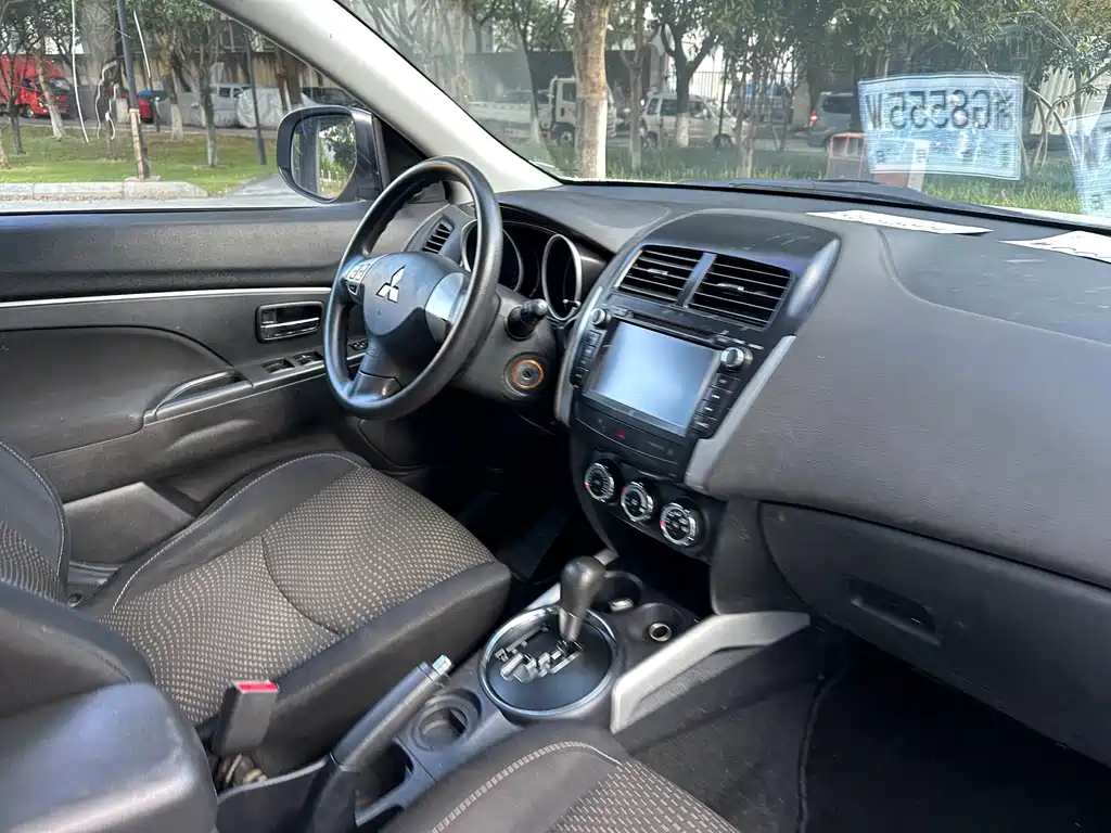 Mitsubishi Jinxuan ASX 2014 — фото 19