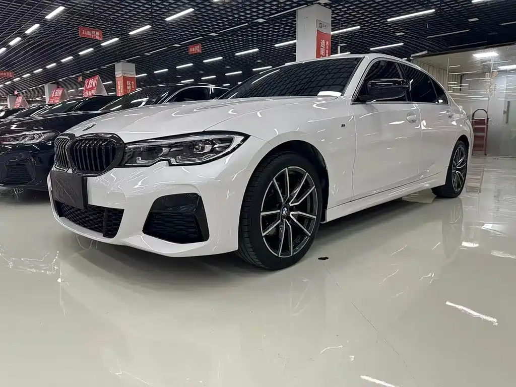 BMW 3 Series 2020 — фото 1