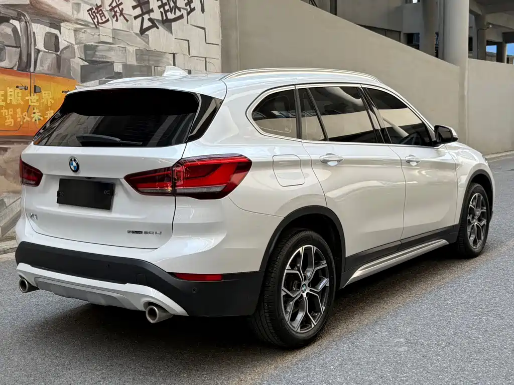 BMW X1 2022 — фото 4