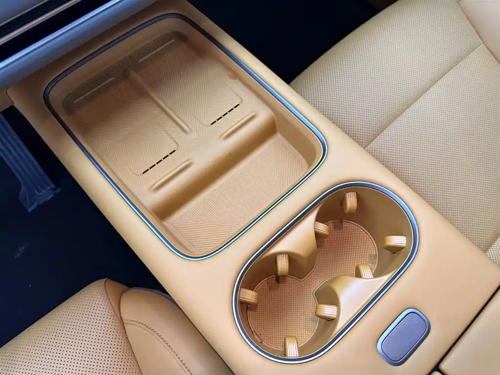 Li Auto i6 2026 — фото 13