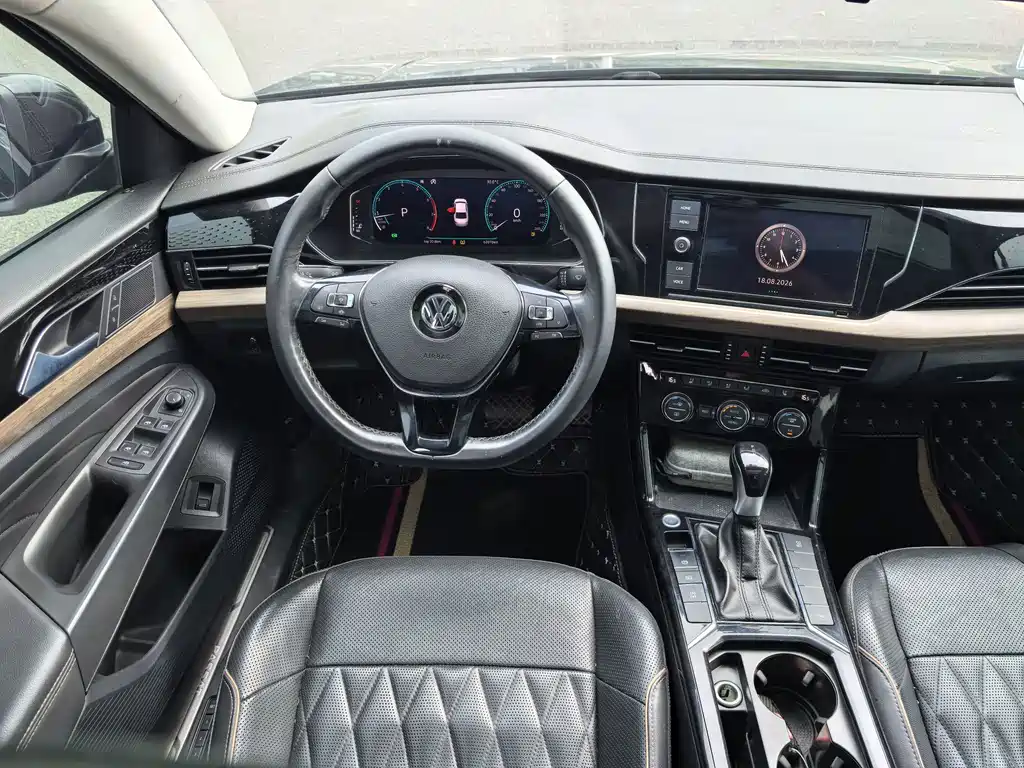 Volkswagen Passat 2019 — фото 14