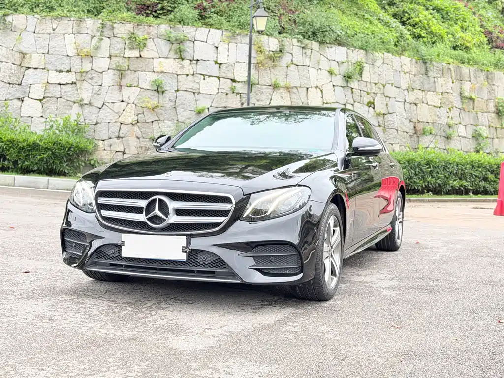 Mercedes-Benz E-Class 2019 — фото 1