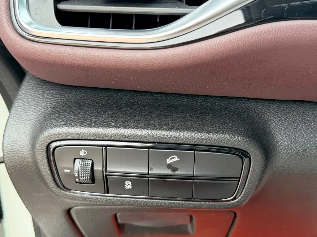GAC Motor Trumpchi M6 2021 — фото 22