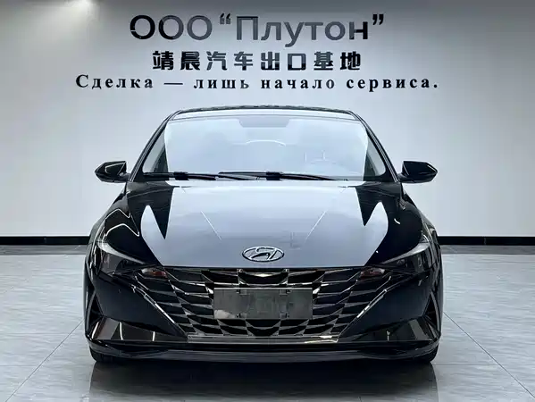 Hyundai Elantra 2023