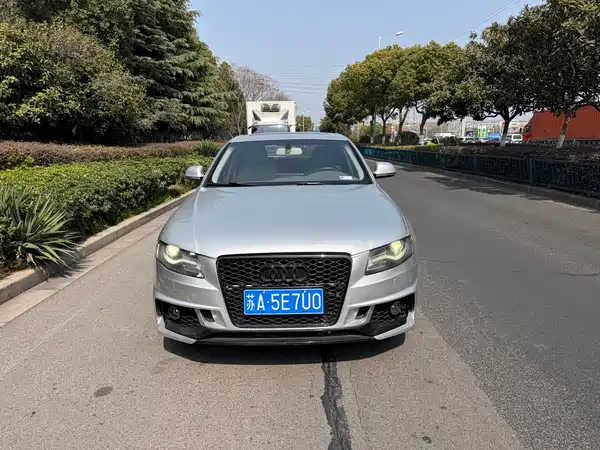 Audi A4L 2012
