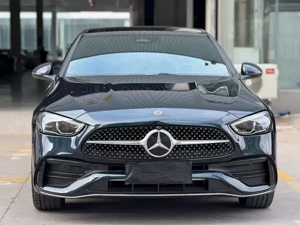 Mercedes-Benz C-Class 2025
