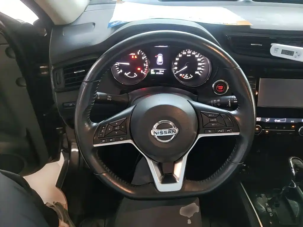 Nissan X-Trail 2018 — фото 11