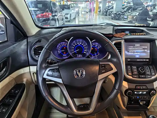 Changan Eado 2015