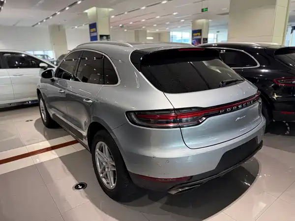 Porsche Macan 2020