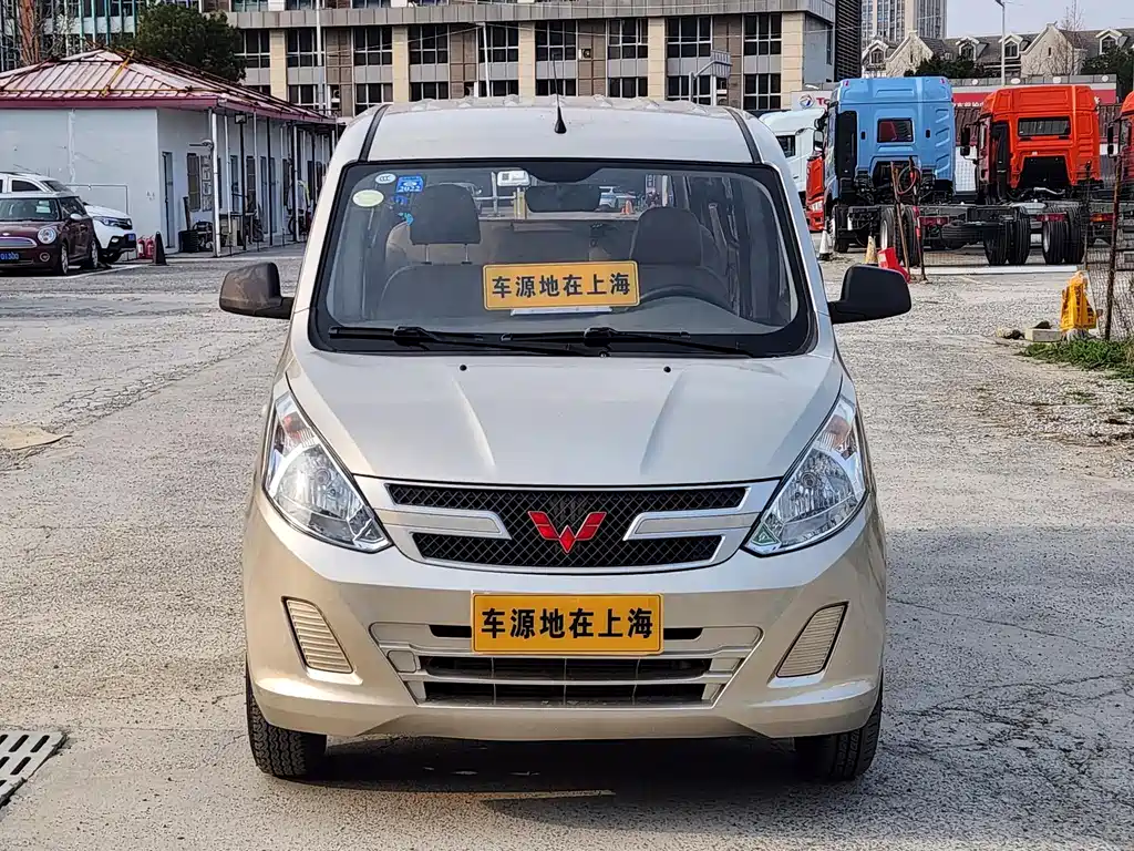 Wuling Rongguang V 2018 — фото 2