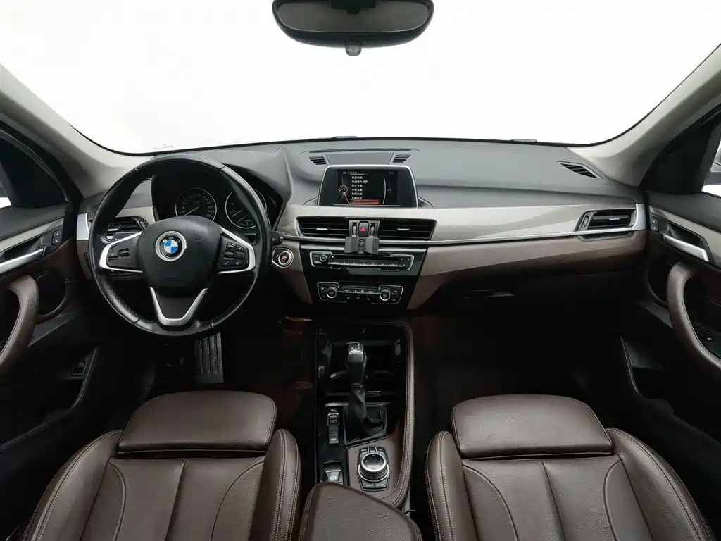 BMW X1 2017 — фото 5