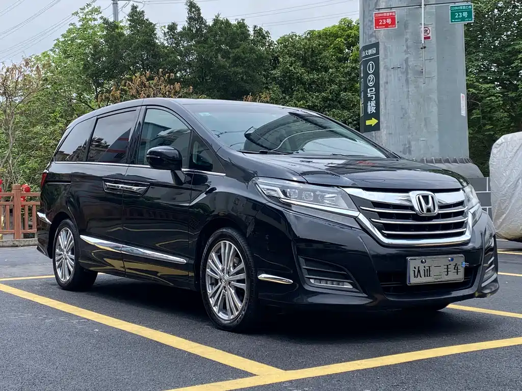 Honda Elysion 2018 — фото 3