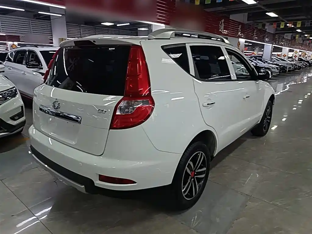 Geely GX7 2016 — фото 7