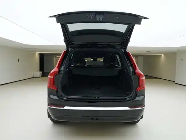Volvo XC90 2023