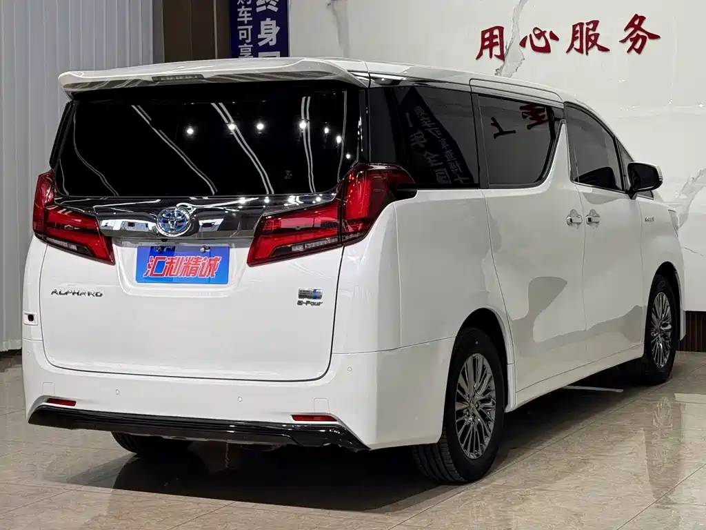 Toyota Alphard 2019 — фото 26