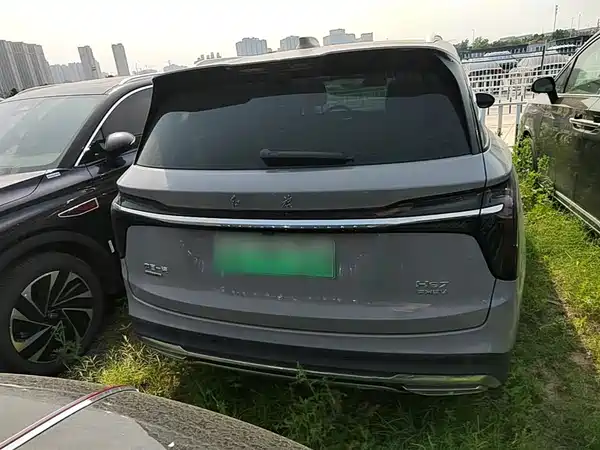 Hongqi HS7 PHEV 2024