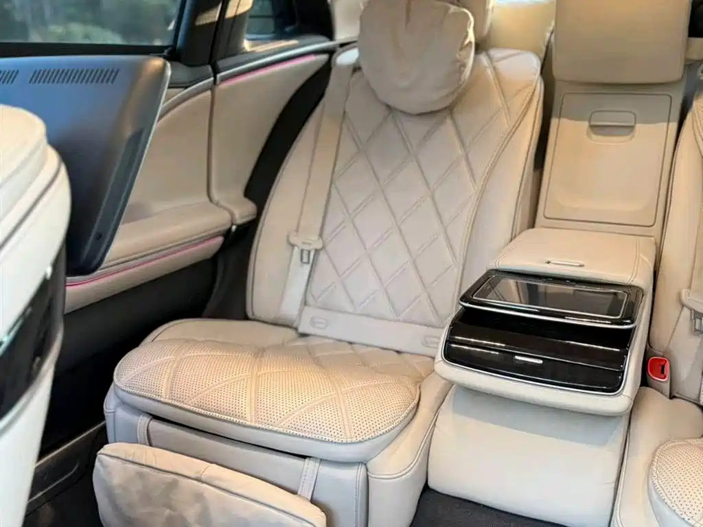 Mercedes-Benz S-Class 2022